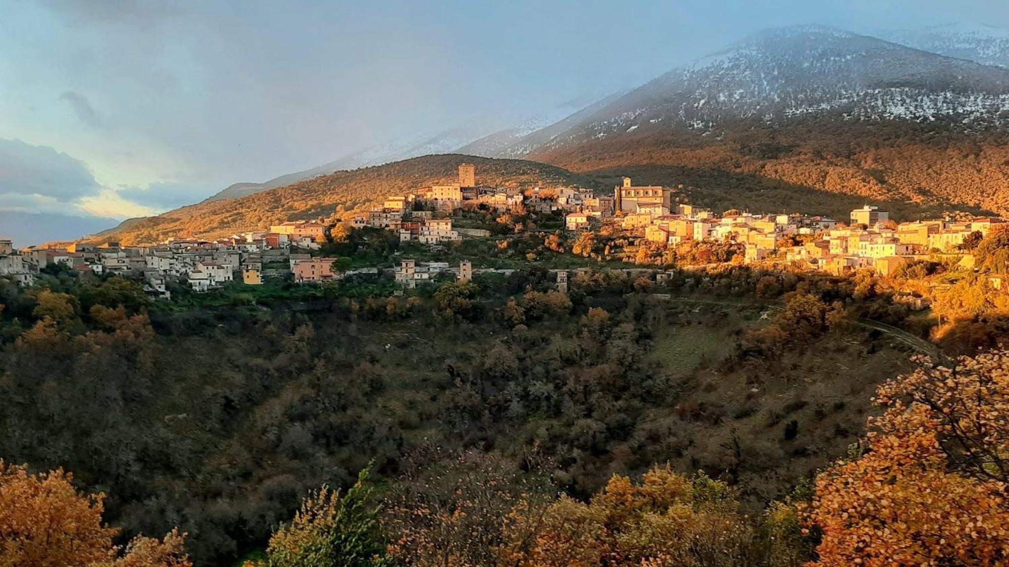 Appartement La Casa Del Borgo à Campoli Appennino Extérieur photo